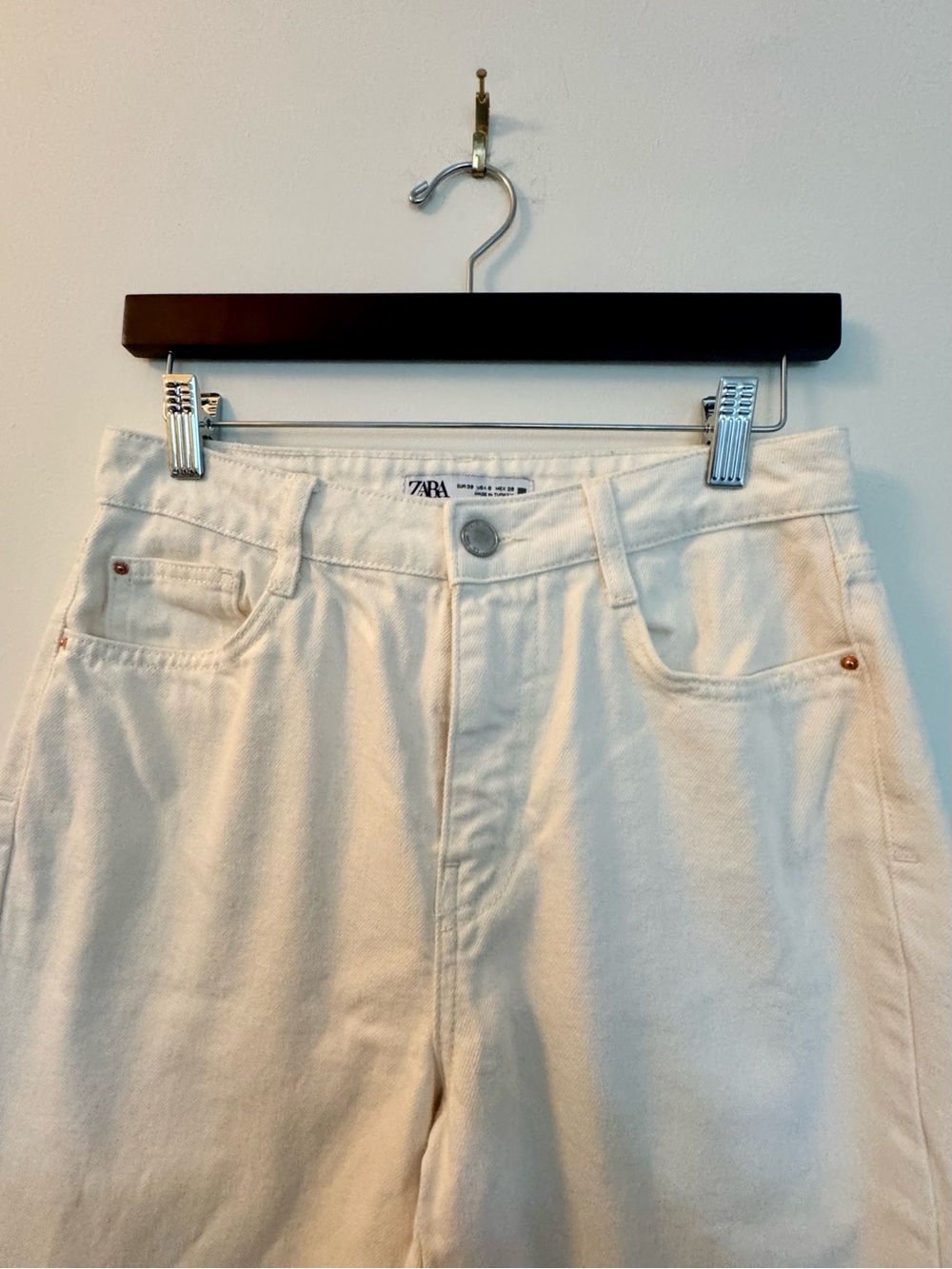 ZaraIvory Denim Wide-Leg Jeans Size 6 – Frayed Hem - Picture 5 of 7